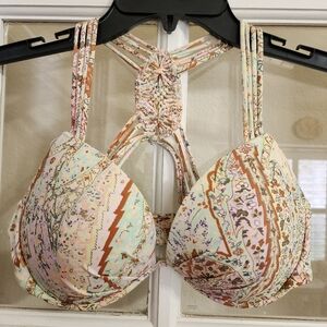 Victoria’s Secret Swim Bikini Top 34D Macrame Back Boho Print